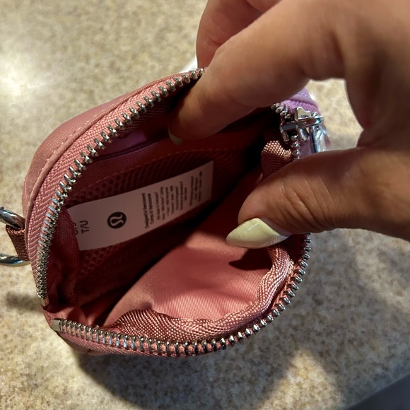 New Lululemon Everywhere Belt Bag Nano DCOP in Pink - Picture 3 of 4